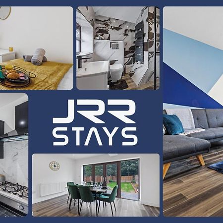 Bescot Walsall - 4 Bedroom House, Wi-Fi, Garden , Sleeps 8 - Jrr Stays מראה חיצוני תמונה